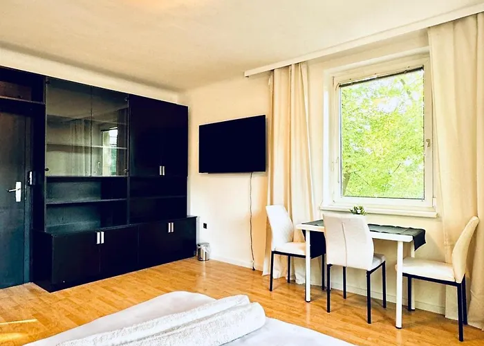 Affordable In A With Garden Near Danube For Long Wien