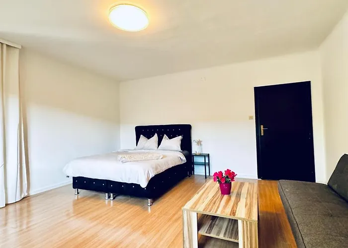 Apartment Affordable In A With Garden Near Danube For Long Wien
