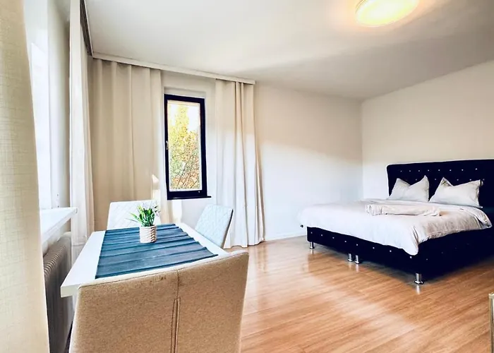Apartment Affordable In A With Garden Near Danube For Long