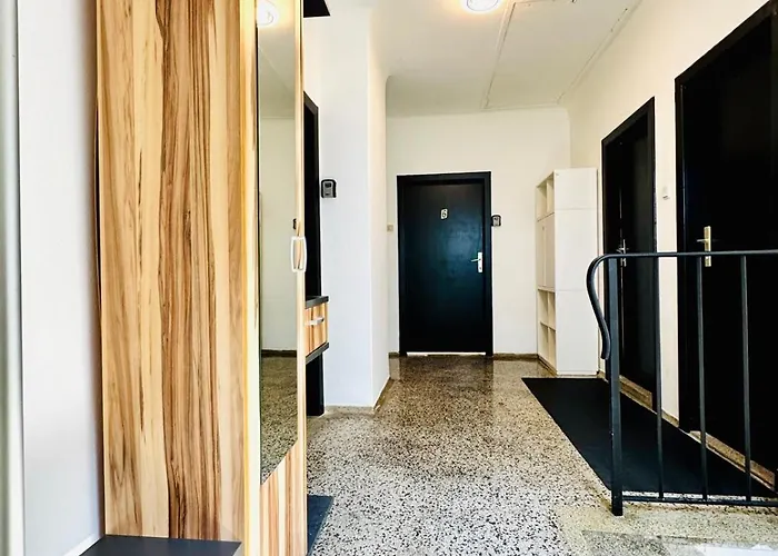 Apartment Affordable In A With Garden Near Danube For Long *